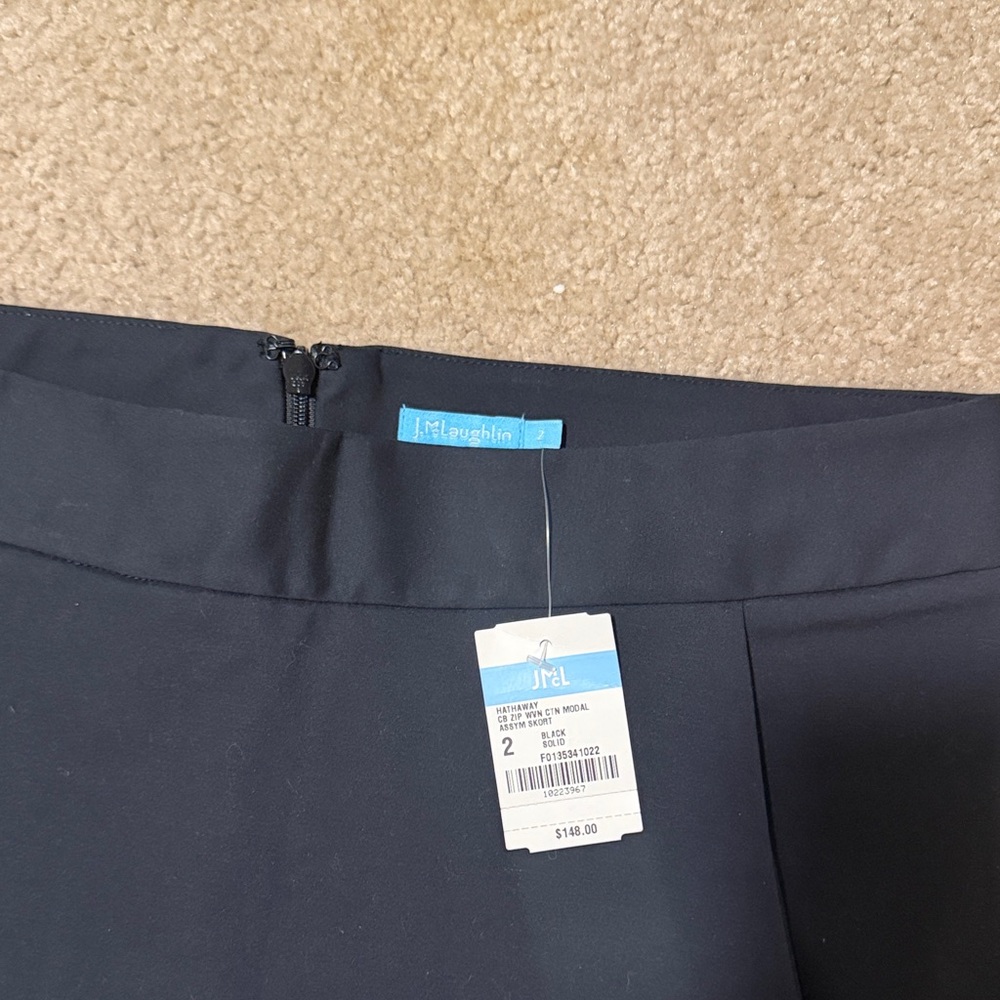J. McLaughlin Black Skort - Picture 3 of 9